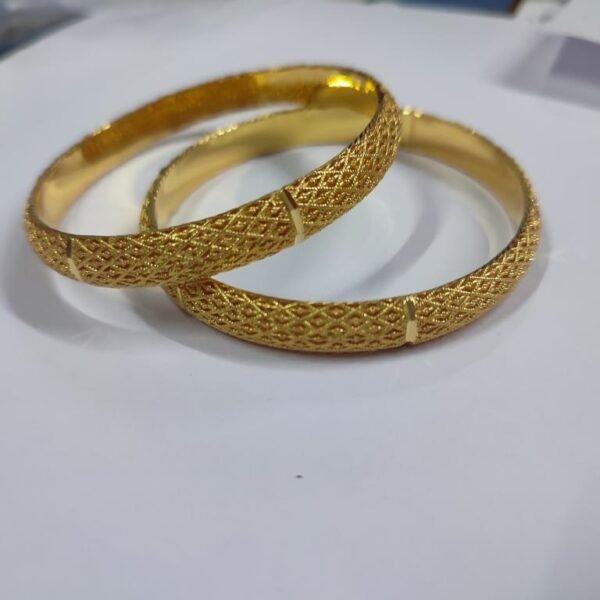 18KT & 22KT Gold Bangles - Image 10